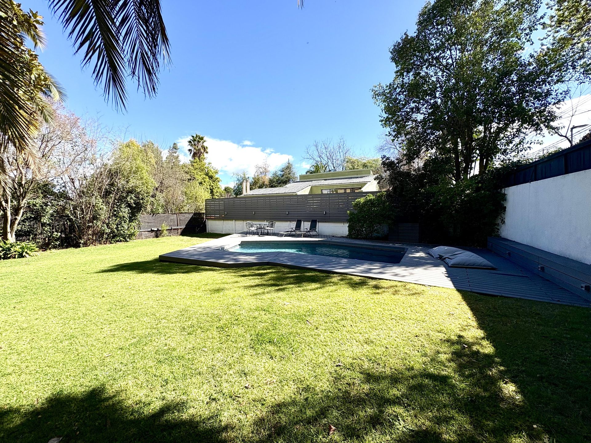 Las Condes, Chile, 5 Bedrooms Bedrooms, ,4 BathroomsBathrooms,Residential,For Sale,1932128