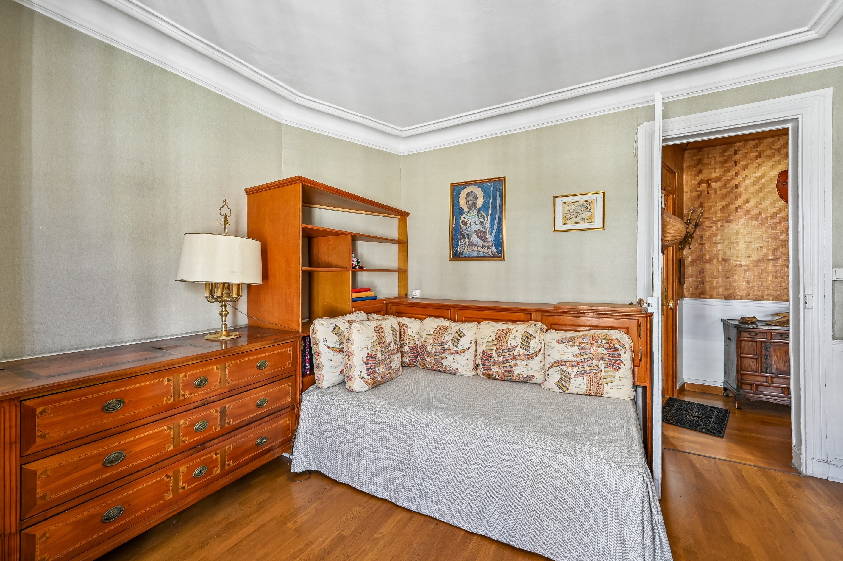  Apartment for sale-high floor-balcony-Place de l