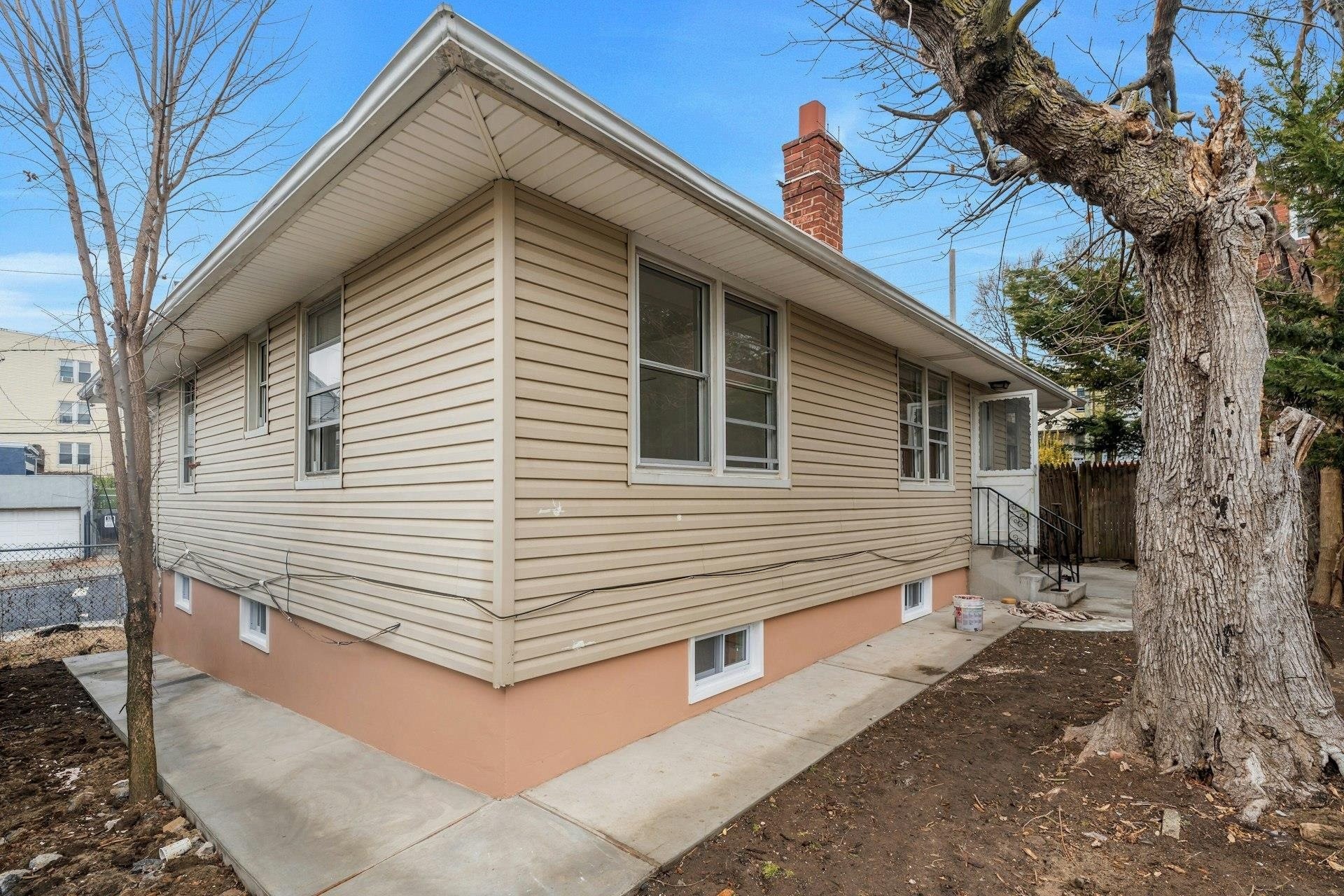 JC, Greenville, New Jersey, 07305-4105, United States, 3 Bedrooms Bedrooms, ,1 BathroomBathrooms,Residential,For Sale,1977050