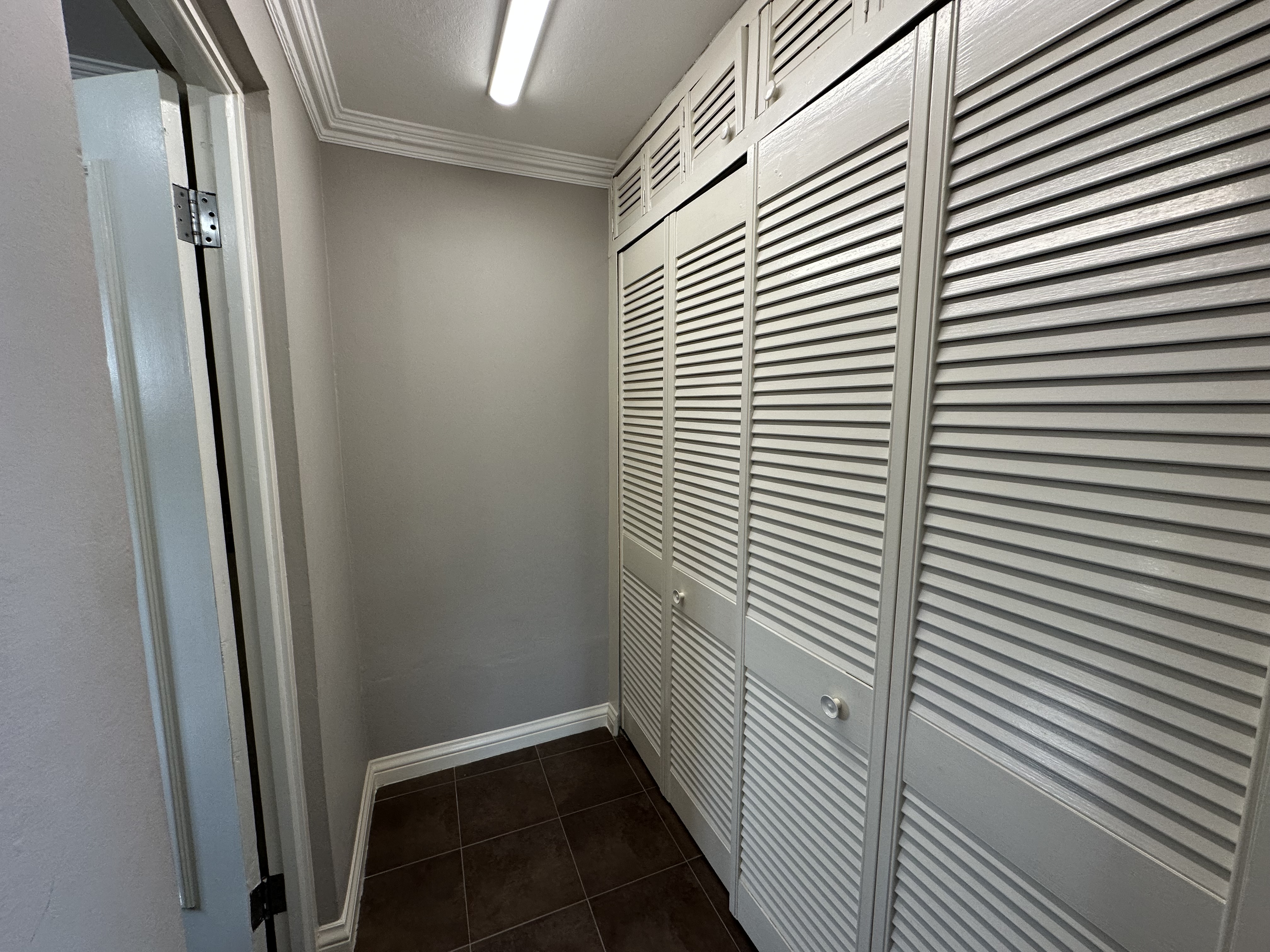 Kingston 6, JM, 3 Bedrooms Bedrooms, ,4 BathroomsBathrooms,Residential,For Sale,1901284