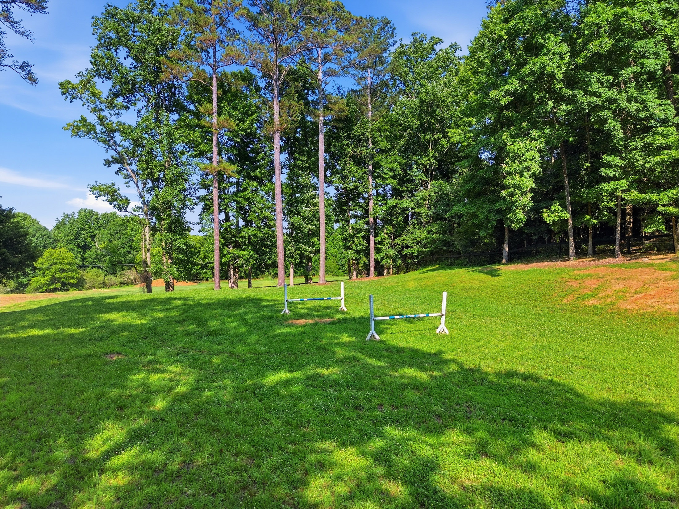  Exceptional Brick Ranch on 5+/- Picturesque Acres - 物件實景