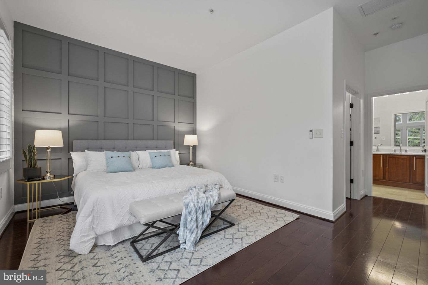 Washington, District of Columbia, 20009, United States, 2 Bedrooms Bedrooms, ,3 BathroomsBathrooms,Residential,For Sale,1950810