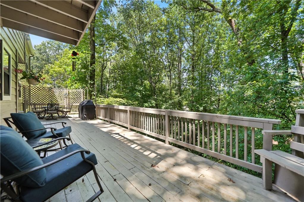 Roswell, Georgia, 30076, United States, 5 Bedrooms Bedrooms, ,4 BathroomsBathrooms,Residential,For Sale,1917059