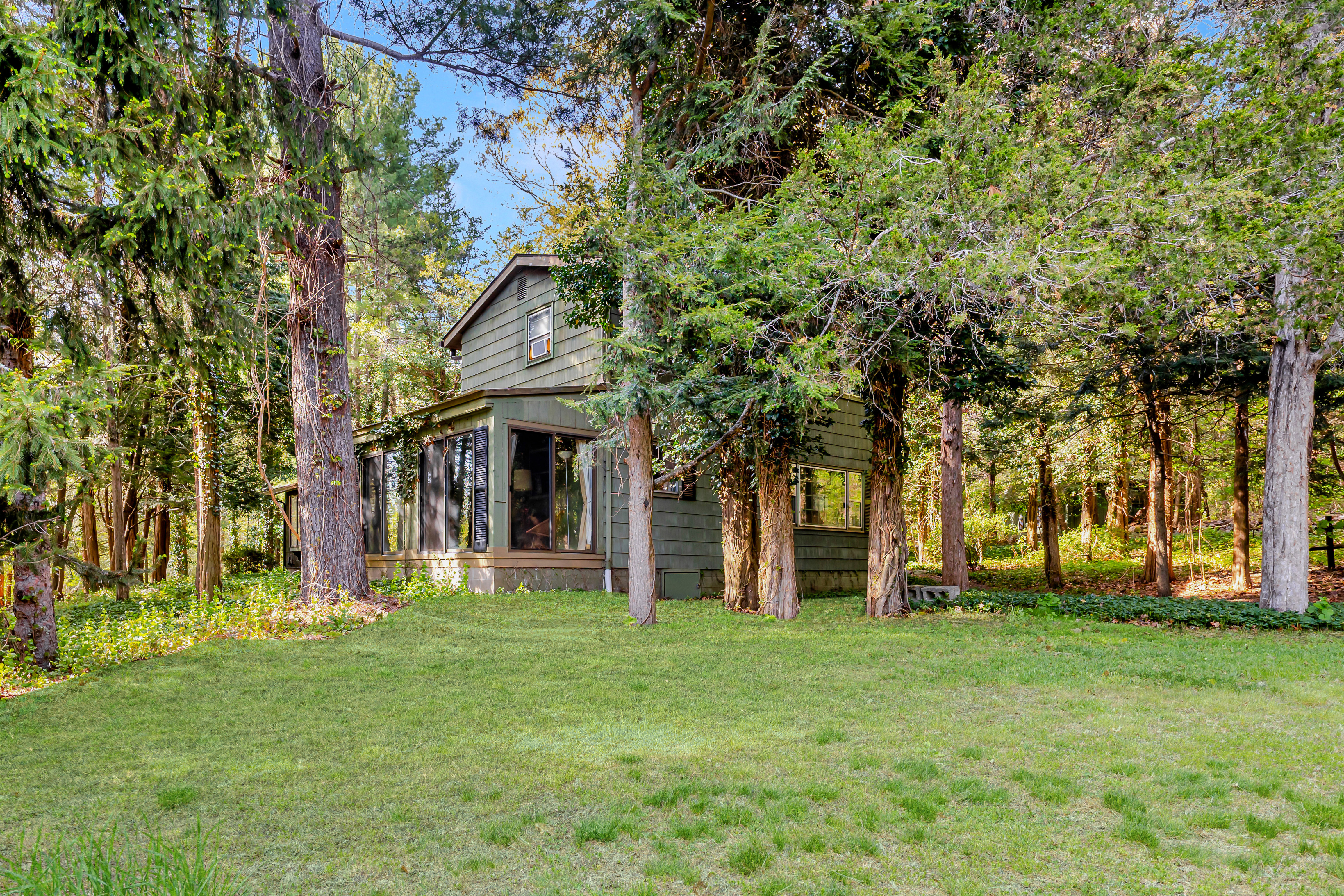  5 Bedroom Home on 2.9 Private Acres - 物件實景