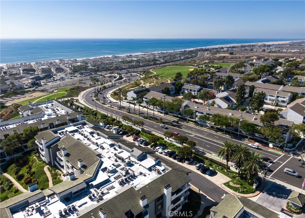 Newport Beach, California, 92663, United States, 1 Bedroom Bedrooms, ,1 BathroomBathrooms,Residential,For Sale,1990291