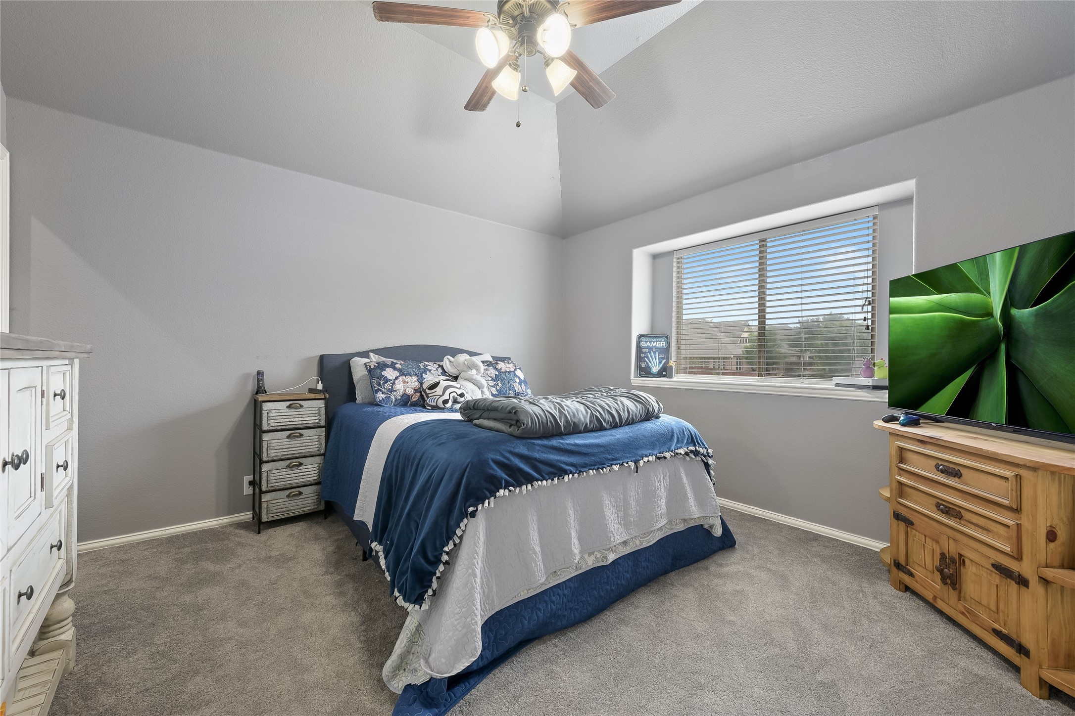 Burleson, Texas, 76028, United States, 4 Bedrooms Bedrooms, ,4 BathroomsBathrooms,Residential,For Sale,1874251