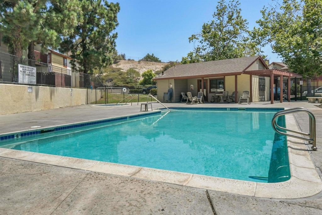 Chula Vista, California, 91910, United States, 2 Bedrooms Bedrooms, ,2 BathroomsBathrooms,Residential,For Sale,1911052