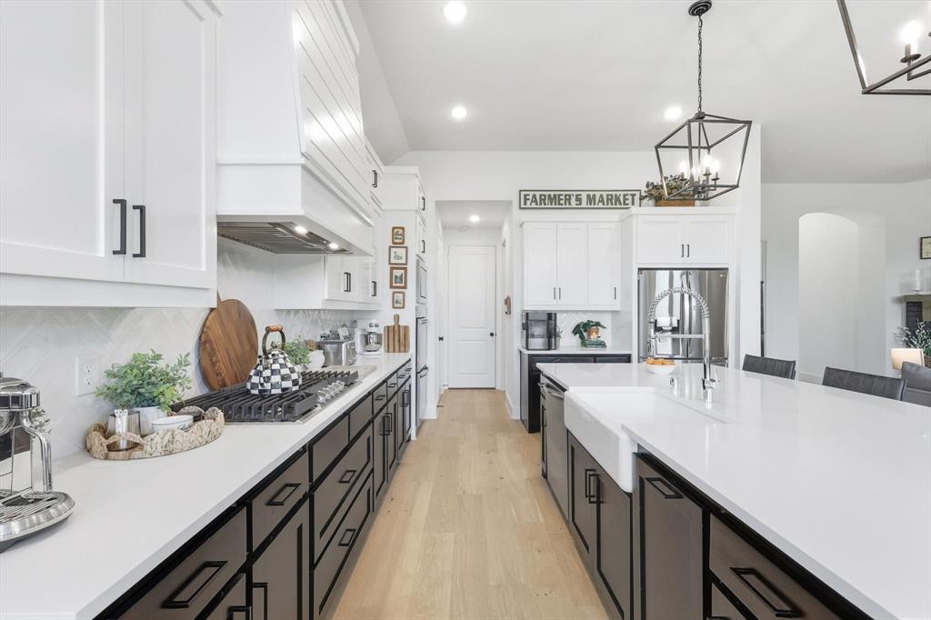 Oak Point, Texas, 75068, United States, 4 Bedrooms Bedrooms, ,4 BathroomsBathrooms,Residential,For Sale,1979130