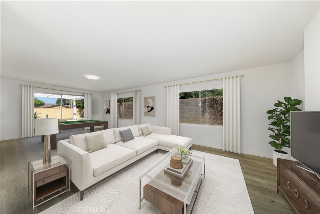 Ontario, California, 91762, United States, 4 Bedrooms Bedrooms, ,2 BathroomsBathrooms,Residential,For Sale,1930288