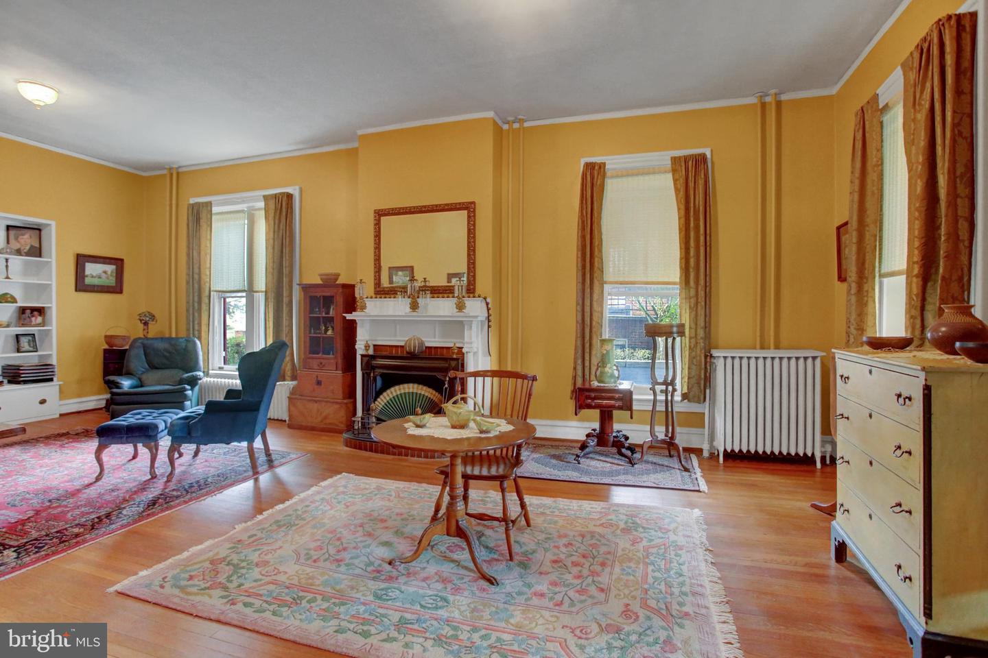 144 W Main Street, Waynesboro, Pennsylvania, 17268, United States, 7 Bedrooms Bedrooms, ,4 BathroomsBathrooms,Residential,For Sale,144 W Main Street,1662574