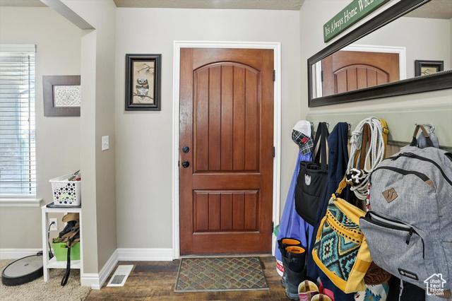 Tremonton, Utah, 84337, United States, 6 Bedrooms Bedrooms, ,3 BathroomsBathrooms,Residential,For Sale,1974496