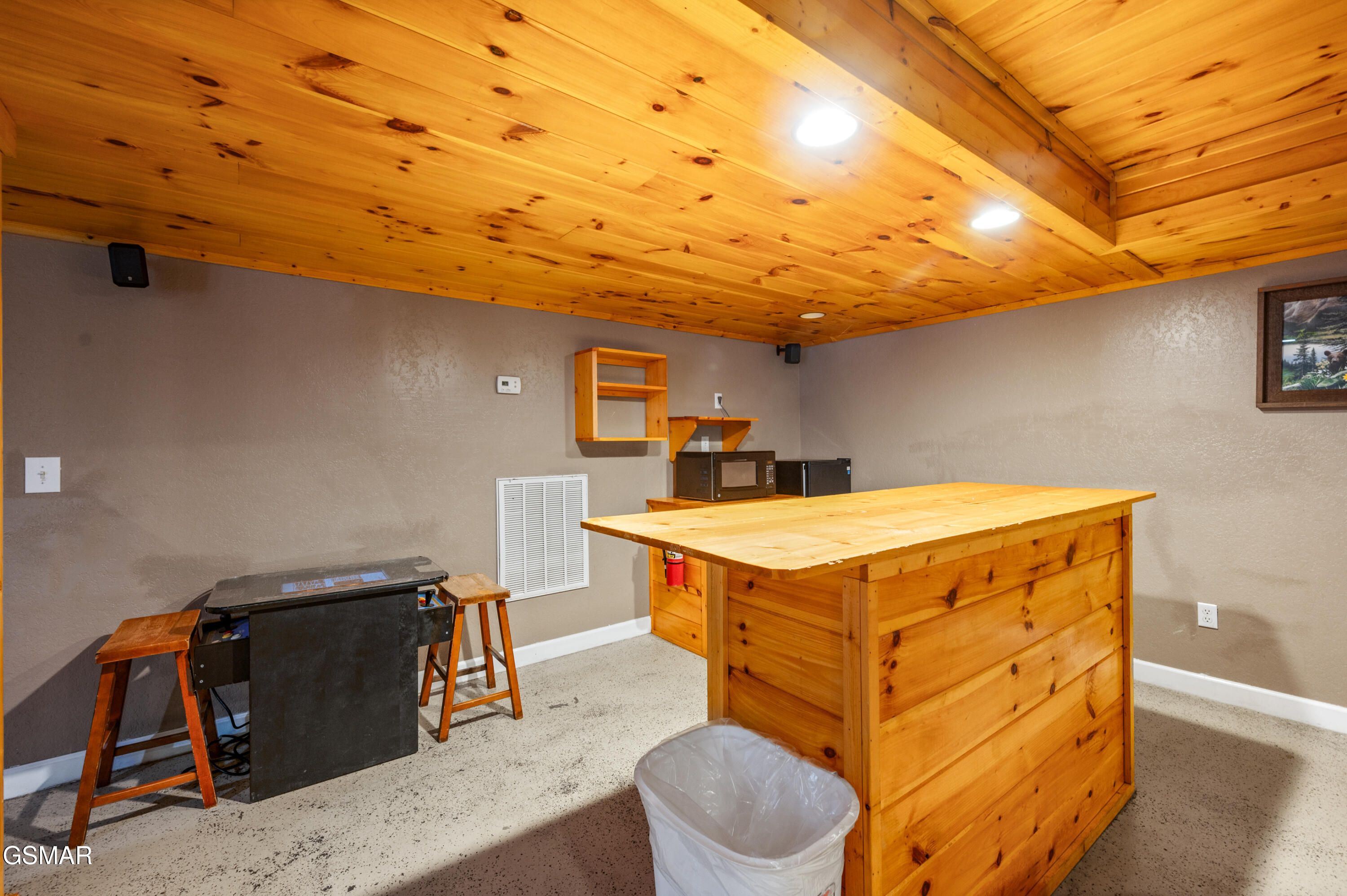 Sevierville, Tennessee, 37876, United States, 3 Bedrooms Bedrooms, ,5 BathroomsBathrooms,Residential,For Sale,1978747