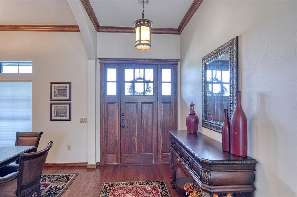 Chickasha, Oklahoma, 73018, United States, 4 Bedrooms Bedrooms, ,5 BathroomsBathrooms,Residential,For Sale,1921713