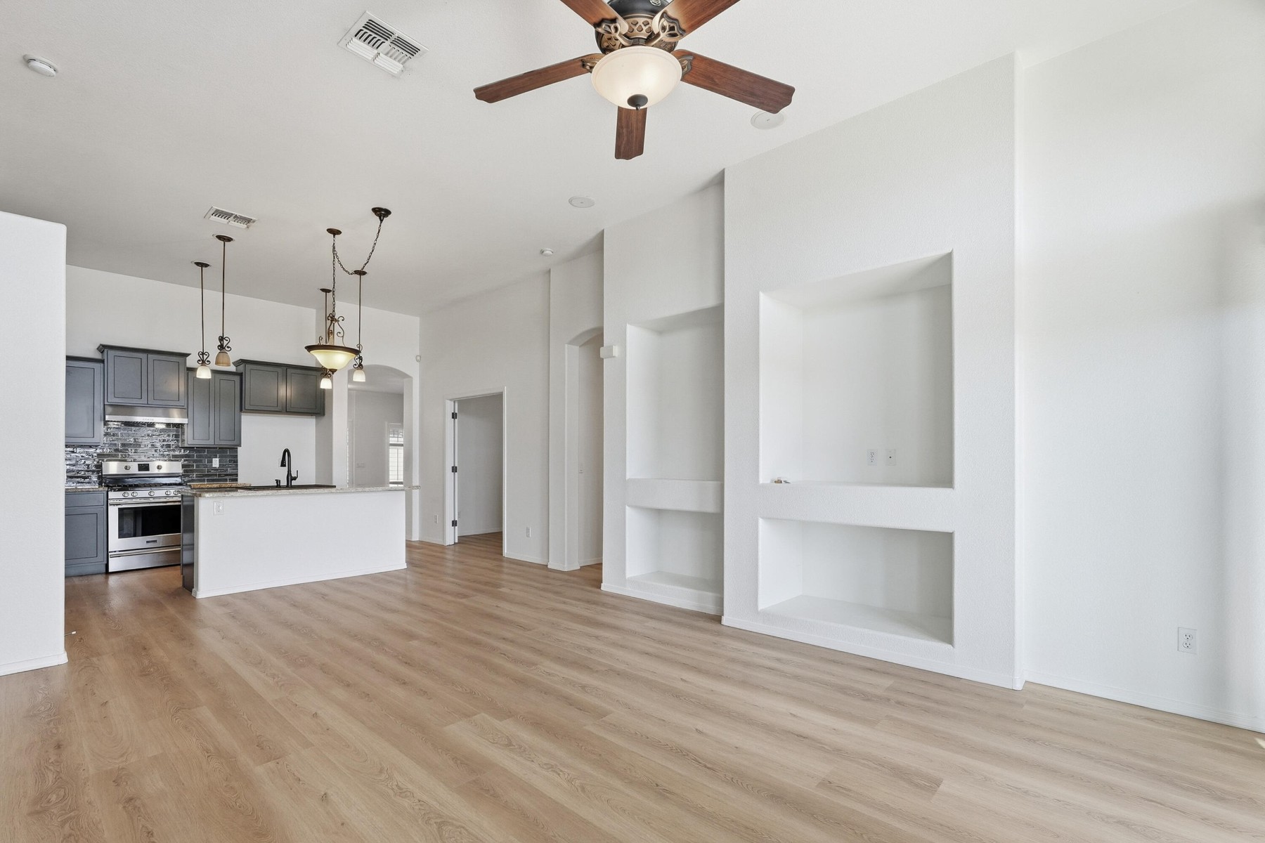  44082 W Adobe Circle¦Maricopa, AZ - 物件實景