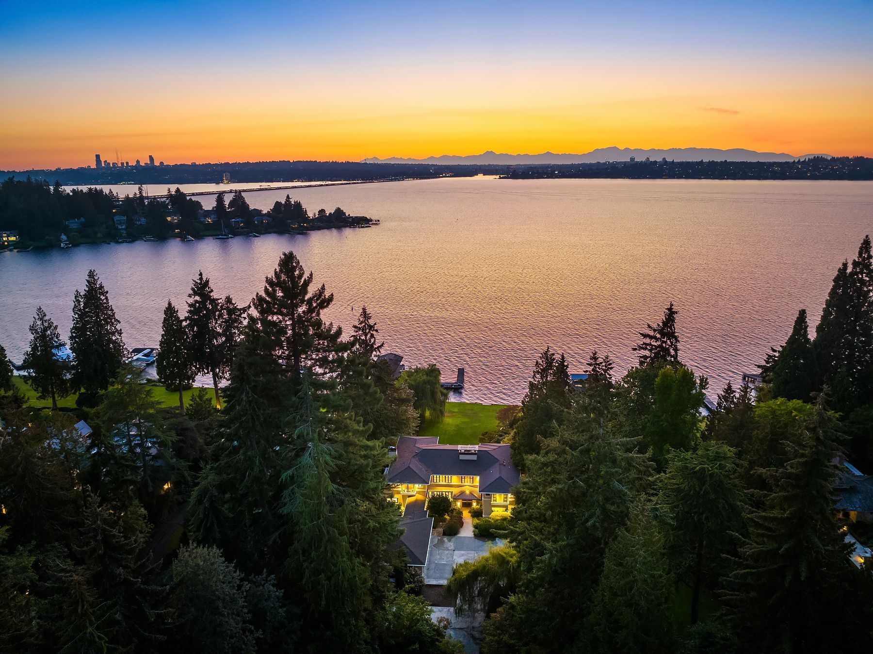 41625 RE Undisclosed, Hunts Point, WA 98004