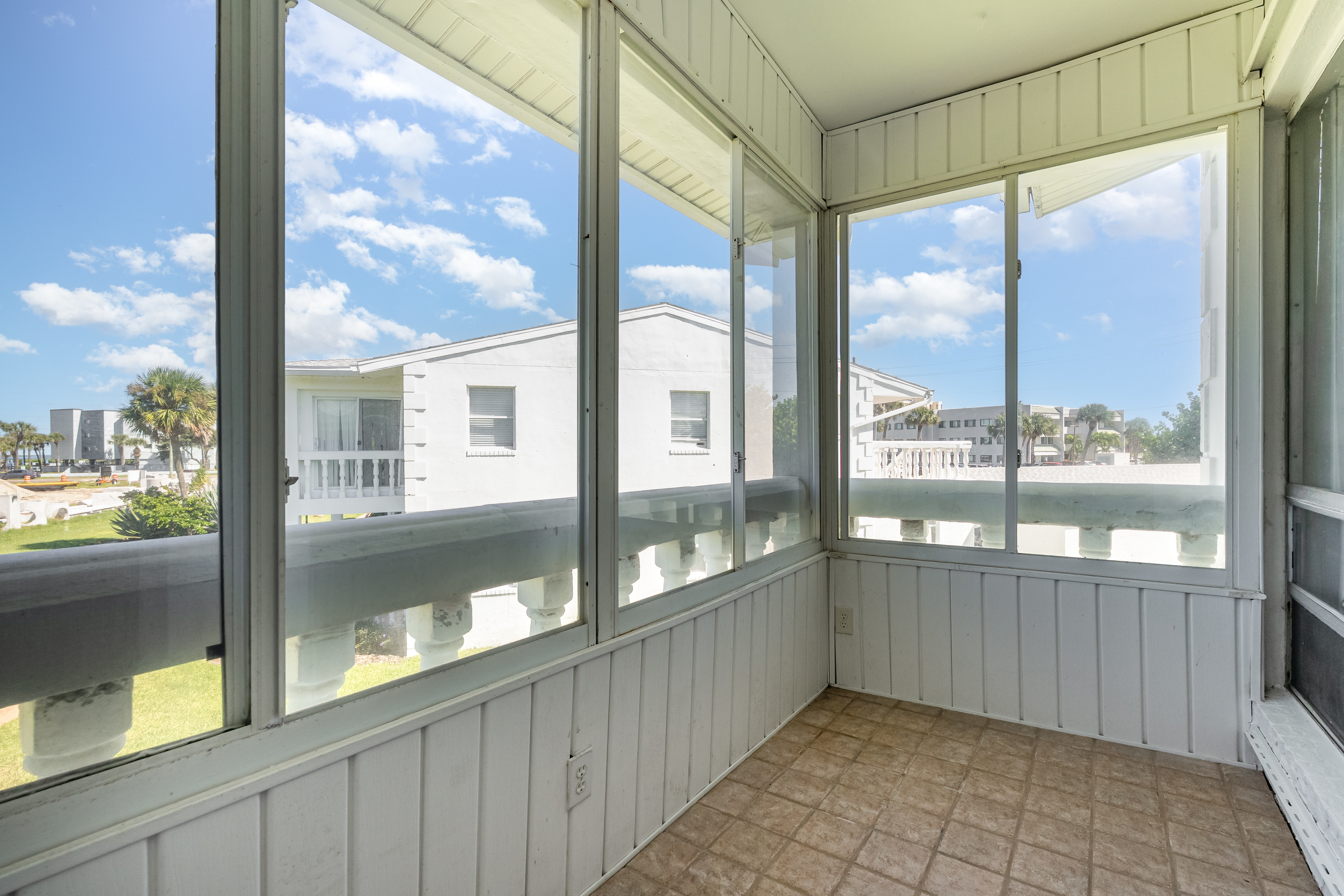  2186 Highway A1a, Unit# C6, Indian Harbour Beach, FL, 32937 - 物件實景