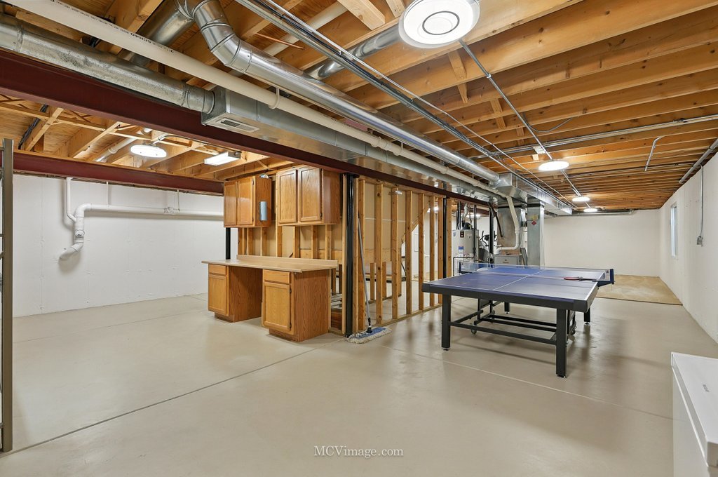 Plainfield, Illinois, 60586, United States, 5 Bedrooms Bedrooms, ,3 BathroomsBathrooms,Residential,For Sale,1927144