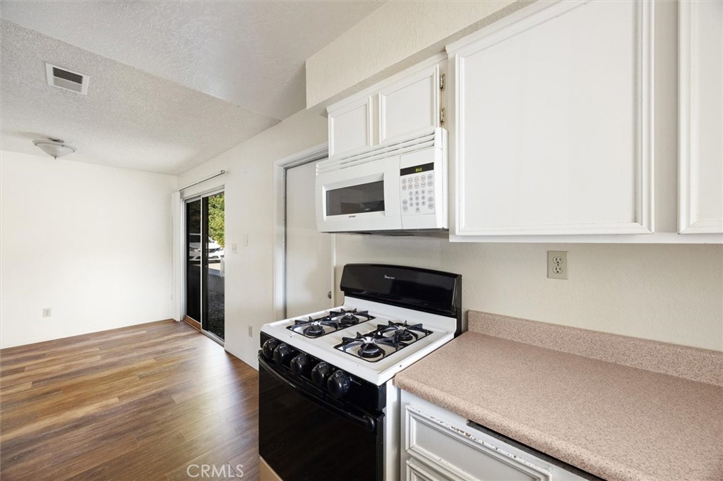 Atascadero, California, 93422, United States, 3 Bedrooms Bedrooms, ,2 BathroomsBathrooms,Residential,For Sale,1978952