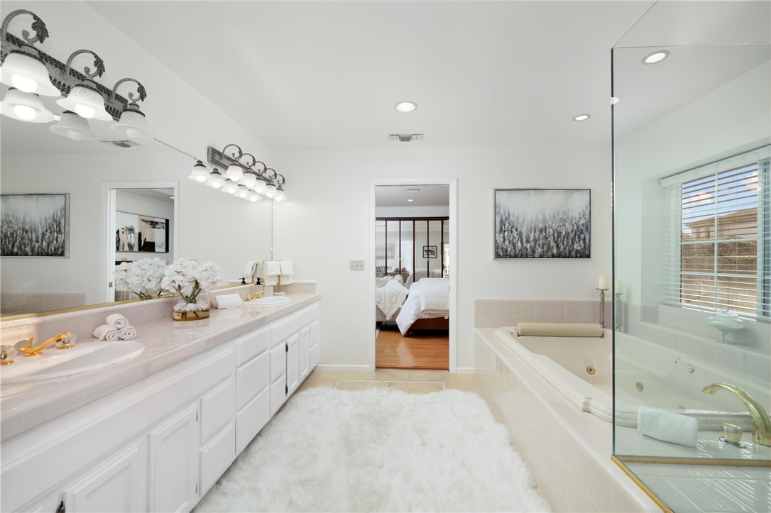 Arcadia, California, 91007, United States, 3 Bedrooms Bedrooms, ,2 BathroomsBathrooms,Residential,For Sale,1989649