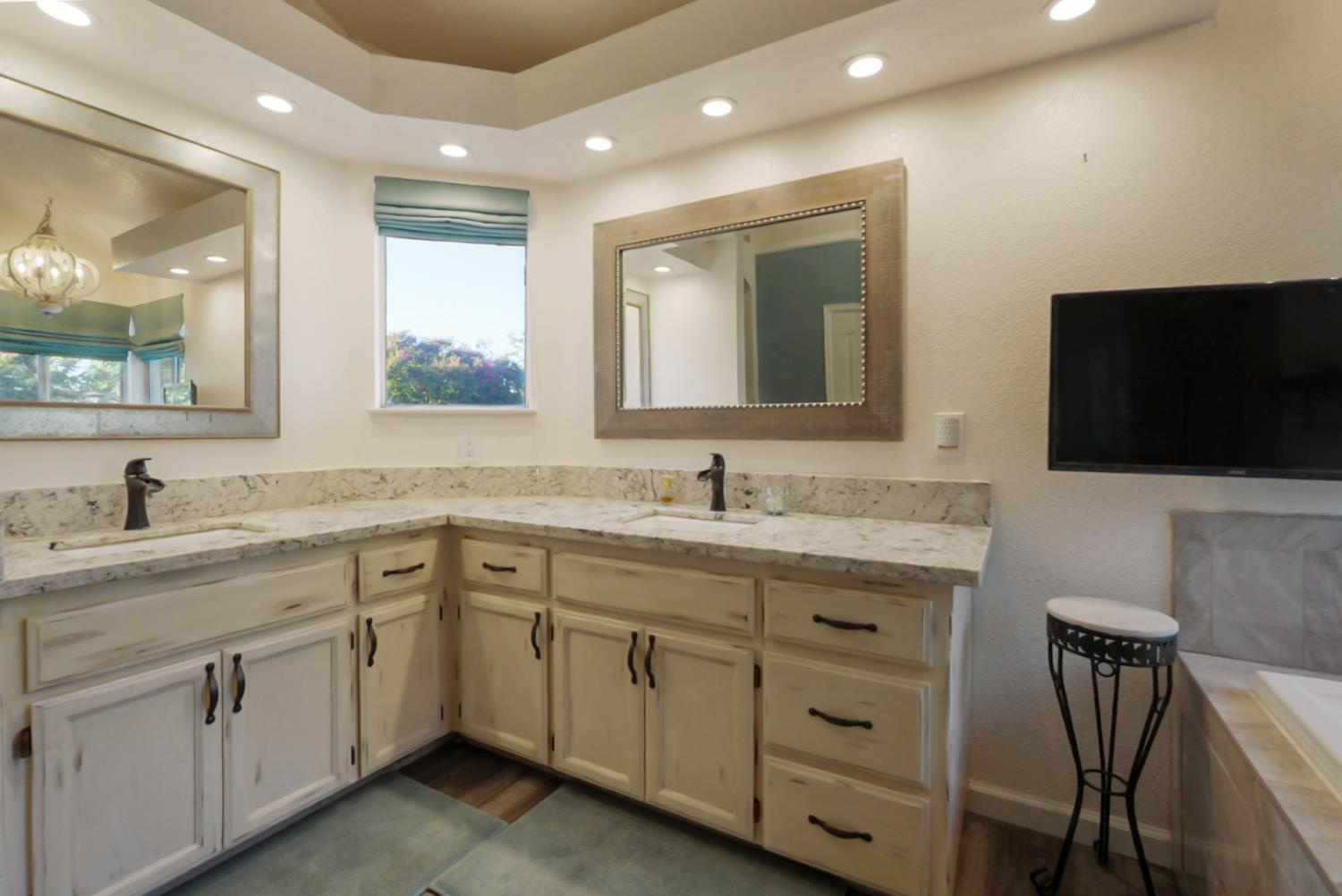 Modesto, California, 95355, United States, 4 Bedrooms Bedrooms, ,3 BathroomsBathrooms,Residential,For Sale,1981572