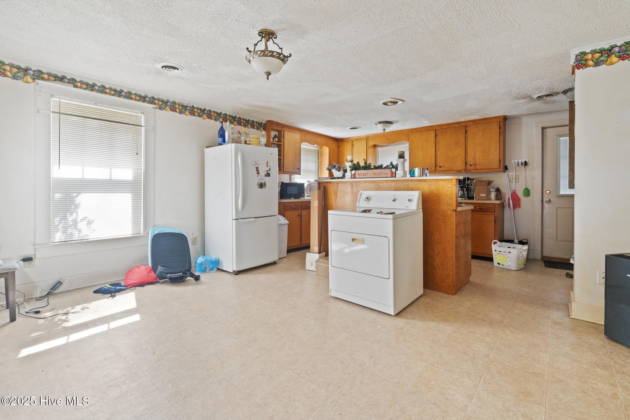 Rockingham, North Carolina, 28379, United States, 2 Bedrooms Bedrooms, ,1 BathroomBathrooms,Residential,For Sale,1729552