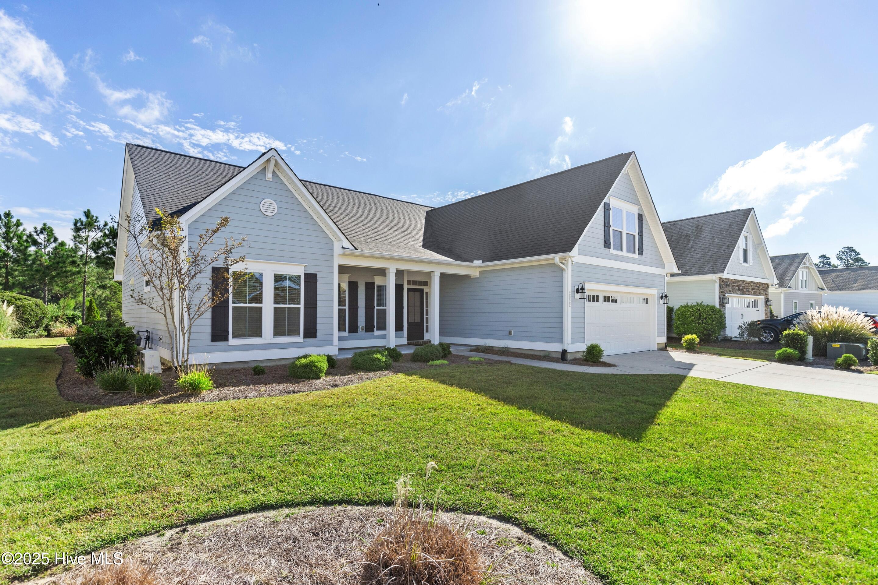 Leland, North Carolina, 28451, United States, 3 Bedrooms Bedrooms, ,3 BathroomsBathrooms,Residential,For Sale,1948682