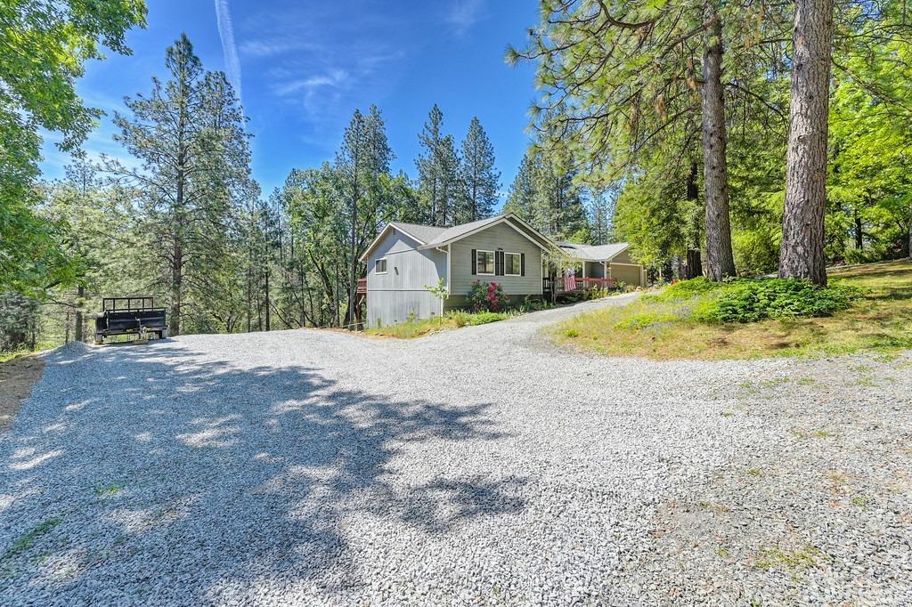 Foresthill, California, 95631, United States, 3 Bedrooms Bedrooms, ,2 BathroomsBathrooms,Residential,For Sale,1819375