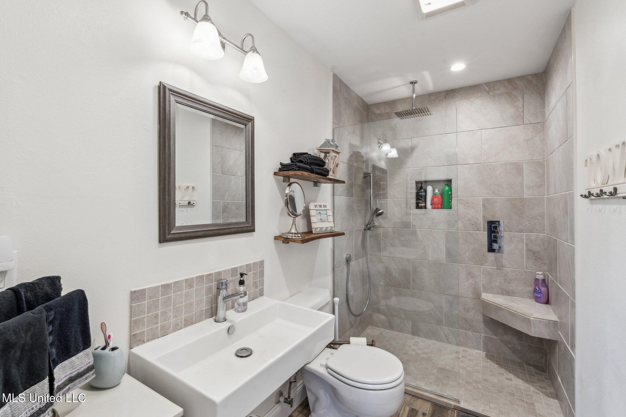 Bay Saint Louis, Mississippi, 39520, United States, 4 Bedrooms Bedrooms, ,4 BathroomsBathrooms,Residential,For Sale,1981331