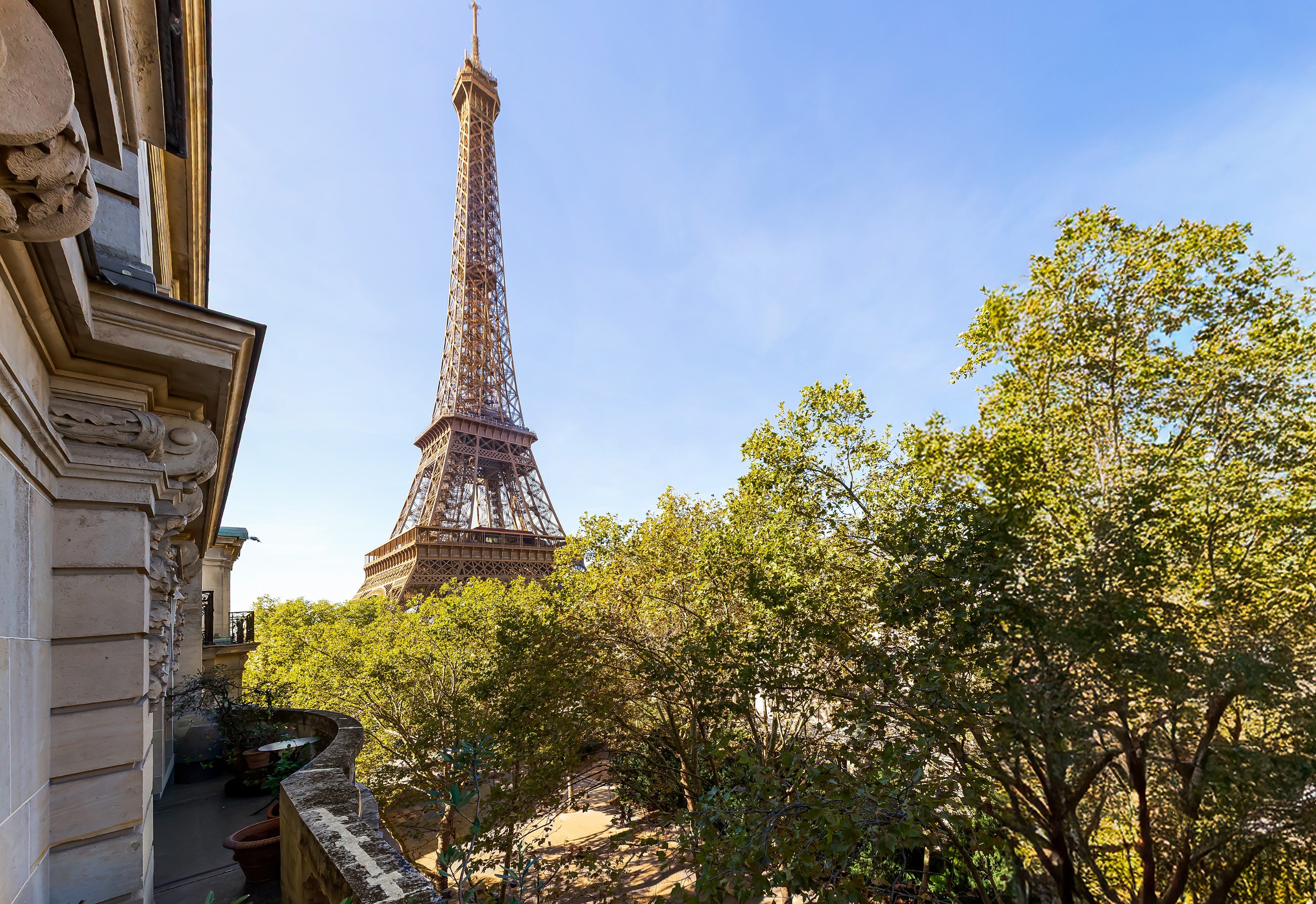  FOR SALE - Apartment - 2 bedrooms - Views - Balcony - Eiffel Tower - Champ de M… - 物件實景