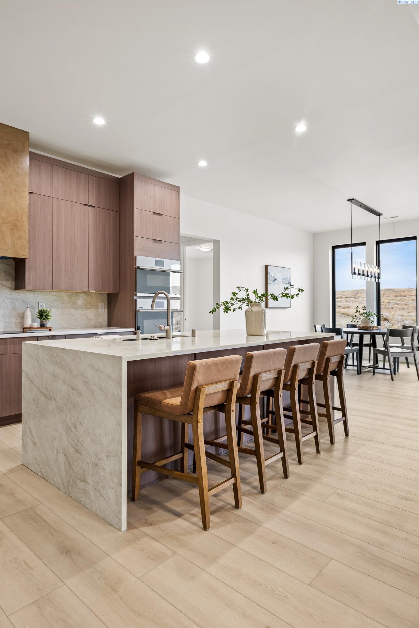 Richland, Washington, 99352, United States, 4 Bedrooms Bedrooms, ,2 BathroomsBathrooms,Residential,For Sale,2000118