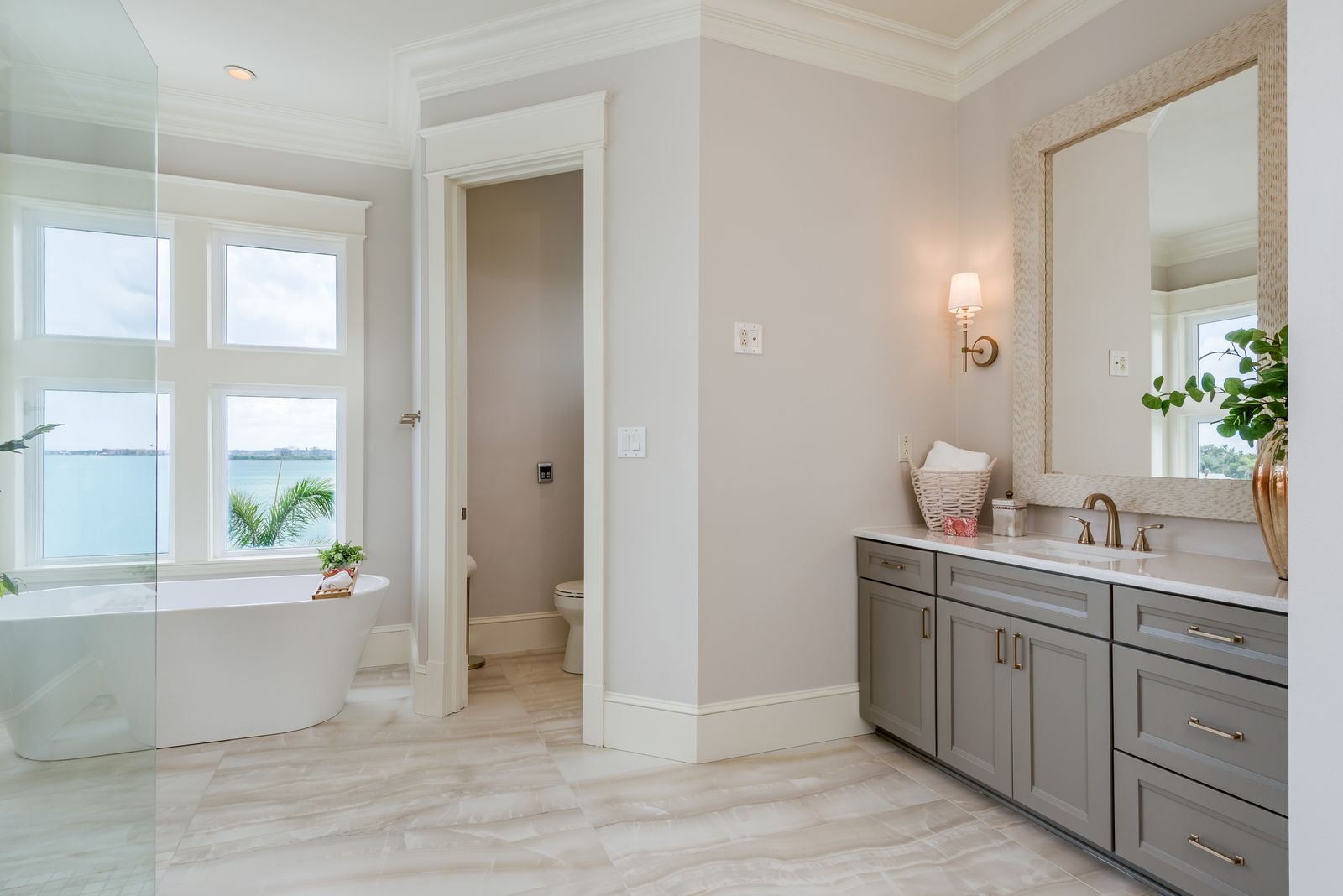 Clearwater, Florida, 33767, United States, 5 Bedrooms Bedrooms, ,5 BathroomsBathrooms,Residential,For Sale,1984474