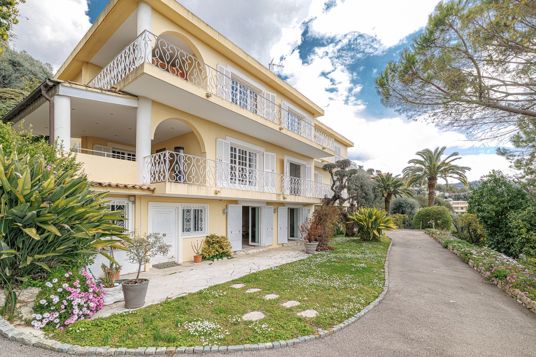  Luxury villa for sale in Nice Rimiez, private, secure estate on the French Rivi… - 物件實景