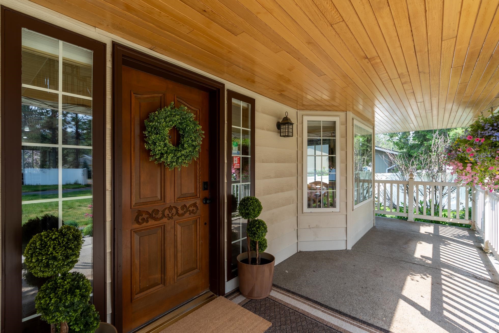 Nine Mile Falls, Washington, 99026, United States, 5 Bedrooms Bedrooms, ,4 BathroomsBathrooms,Residential,For Sale,1895080