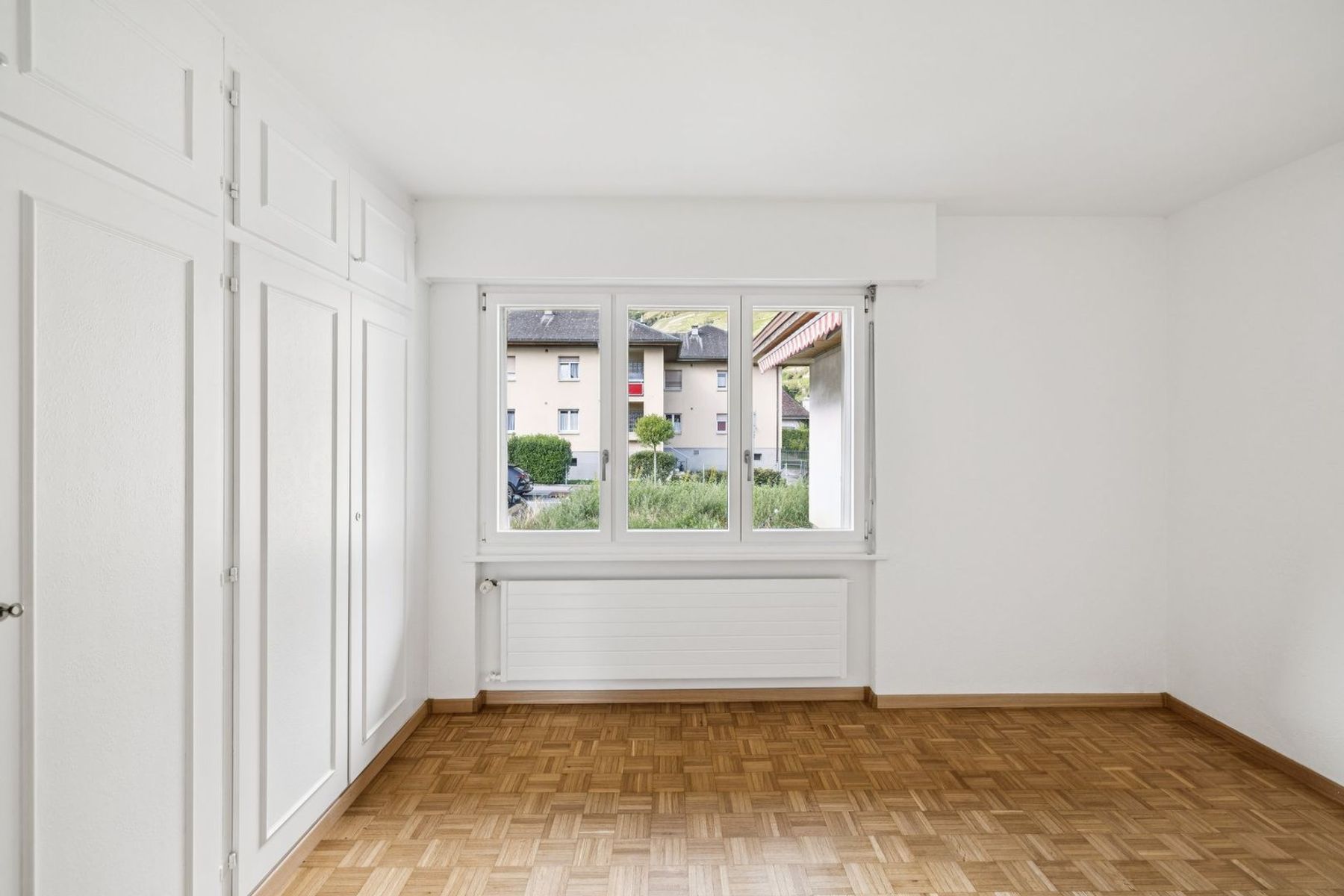  Large detached house with large converted attic space - 物件實景