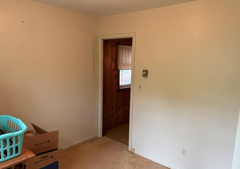 Maywood, New Jersey, 07607, United States, 4 Bedrooms Bedrooms, ,2 BathroomsBathrooms,Residential,For Sale,1872132