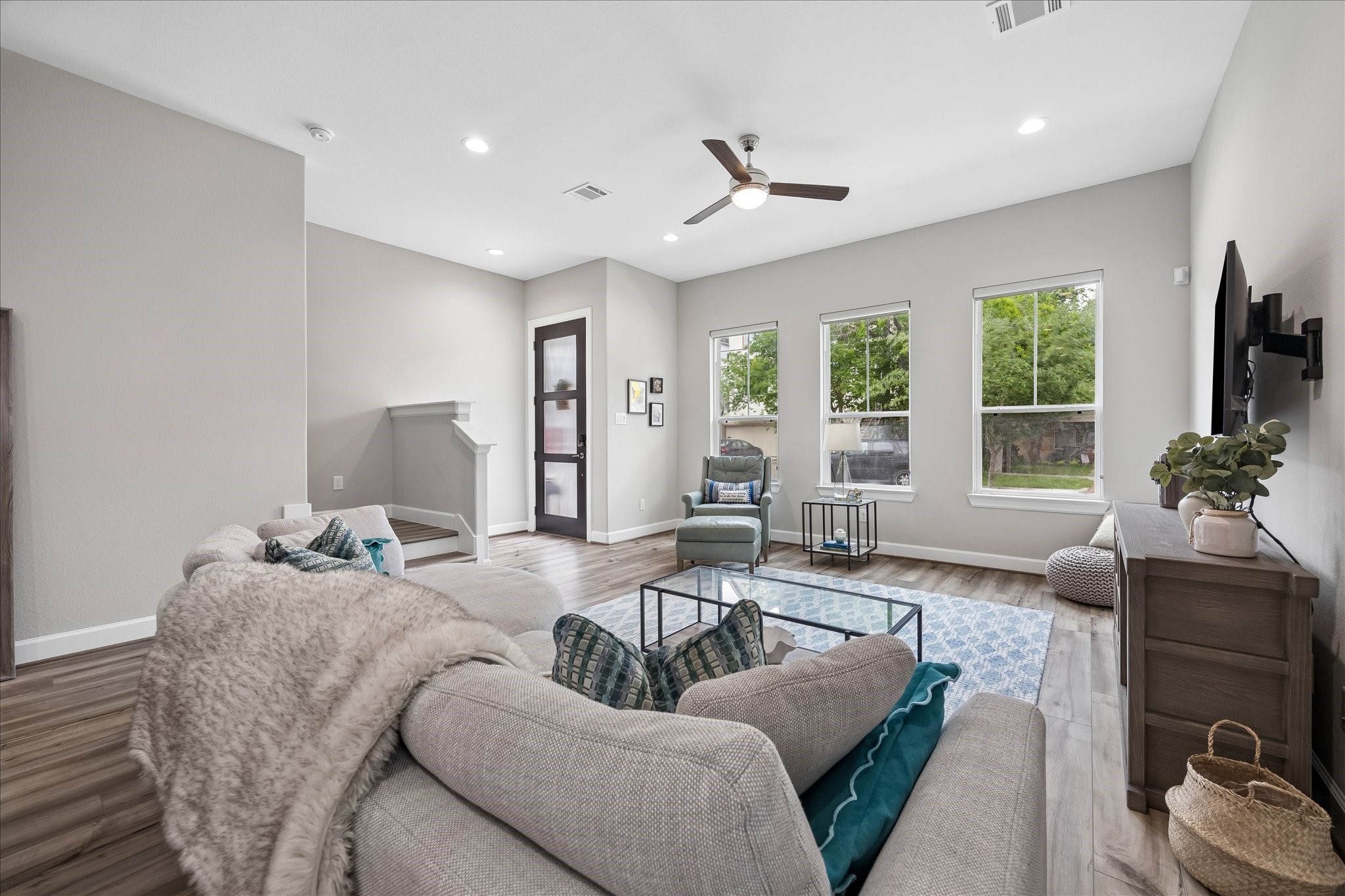  4283 Childress Street - 物件實景