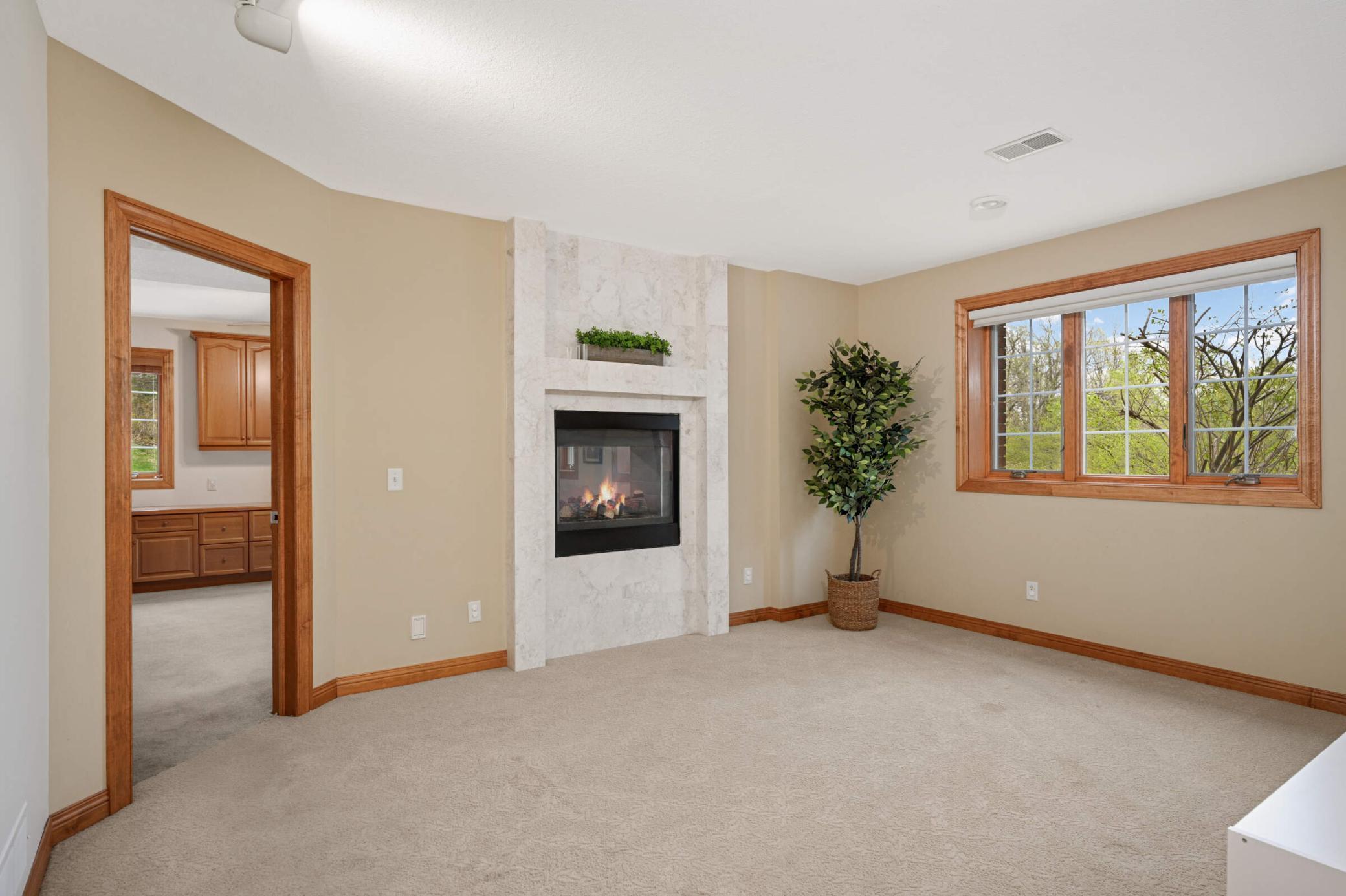 Woodbury, Minnesota, 55129, United States, 5 Bedrooms Bedrooms, ,5 BathroomsBathrooms,Residential,For Sale,1989522