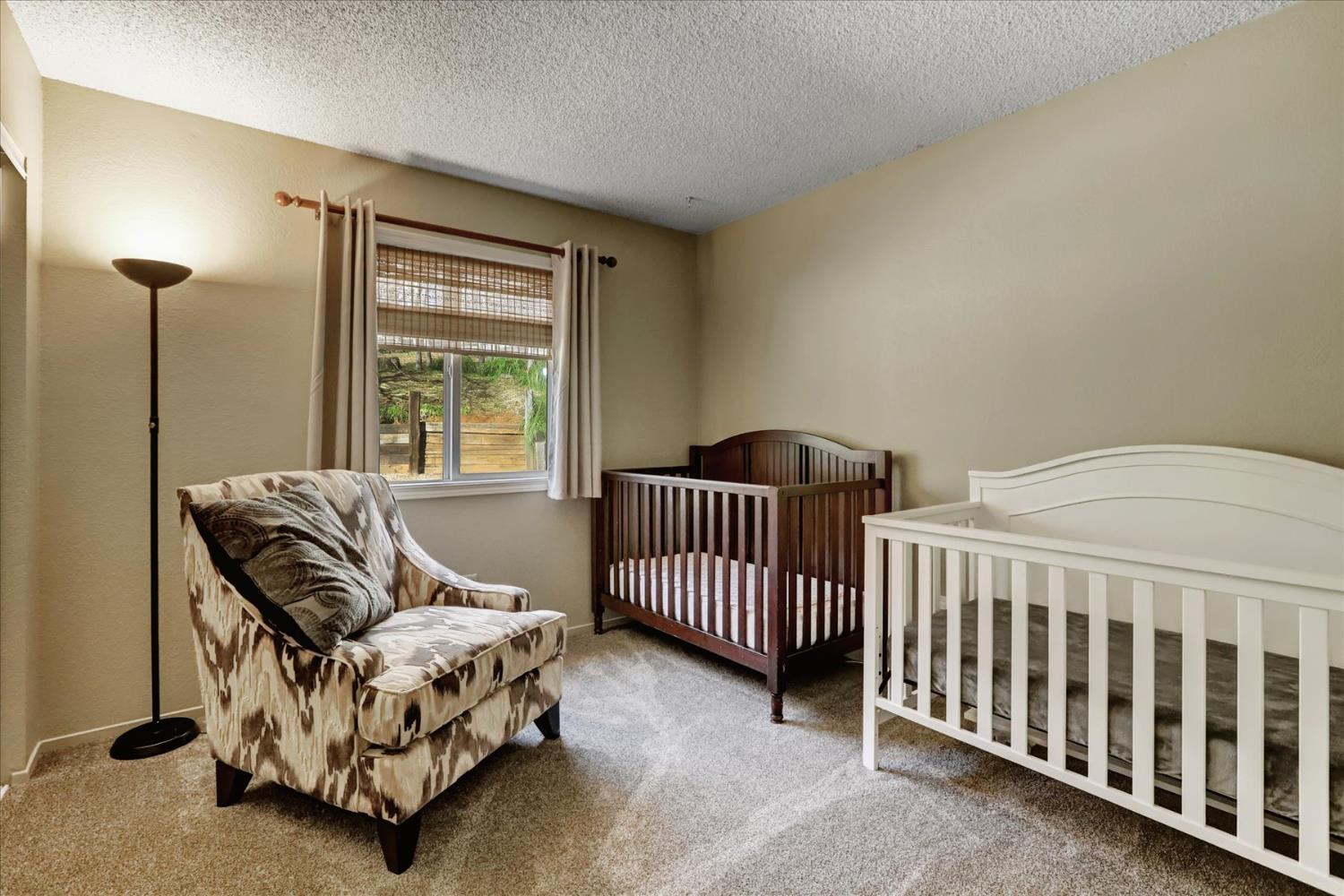 Grass Valley, California, 95949, United States, 4 Bedrooms Bedrooms, ,3 BathroomsBathrooms,Residential,For Sale,2015333