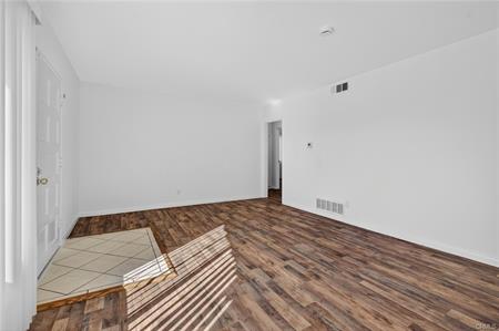 Compton, California, 90222, United States, 3 Bedrooms Bedrooms, ,3 BathroomsBathrooms,Residential,For Sale,1985749