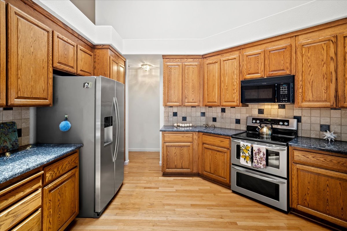Salinas, California, 93908, United States, 3 Bedrooms Bedrooms, ,2 BathroomsBathrooms,Residential,For Sale,1914663