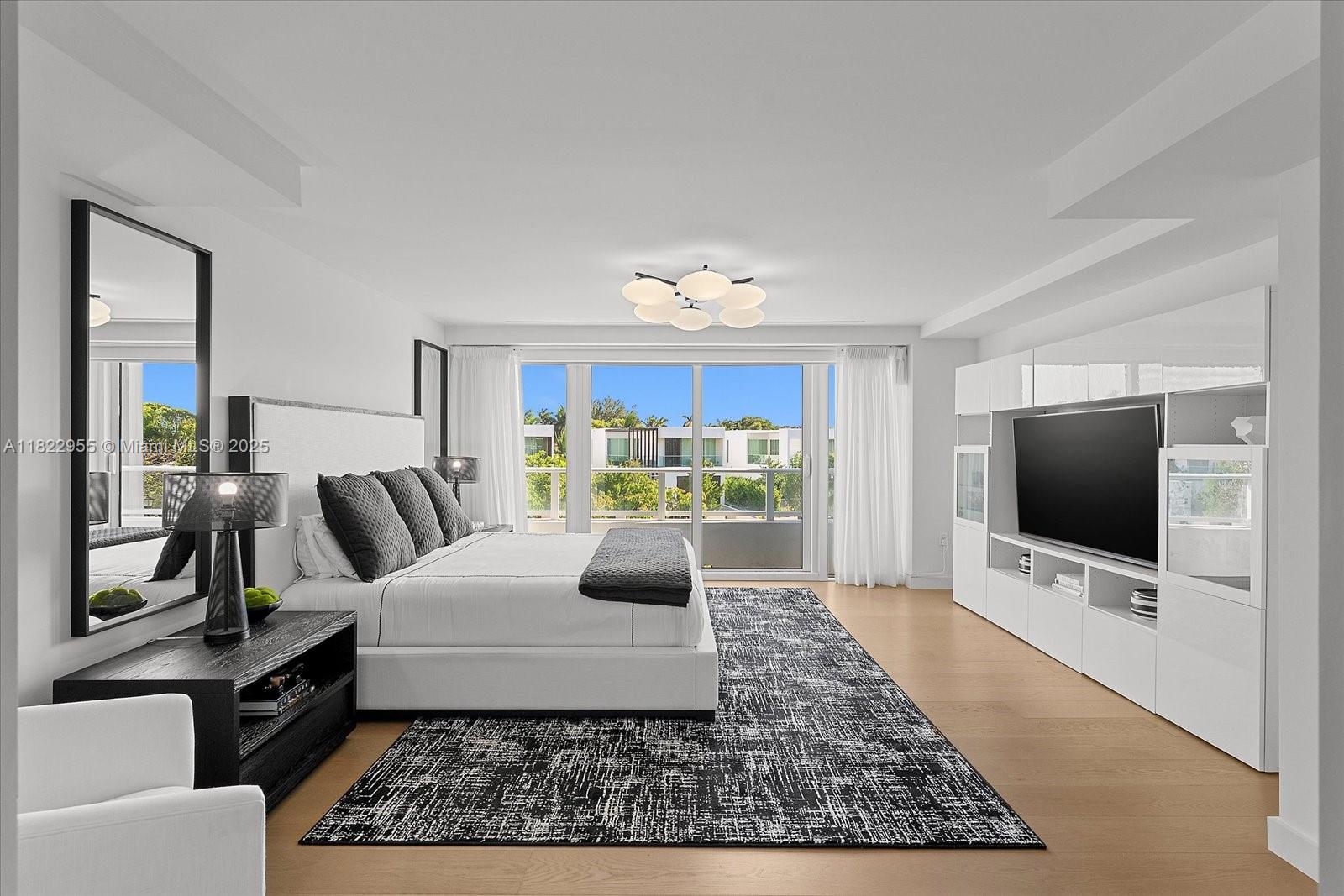 Miami Beach, Florida, 33140, United States, 4 Bedrooms Bedrooms, ,5 BathroomsBathrooms,Residential,For Sale,1949719