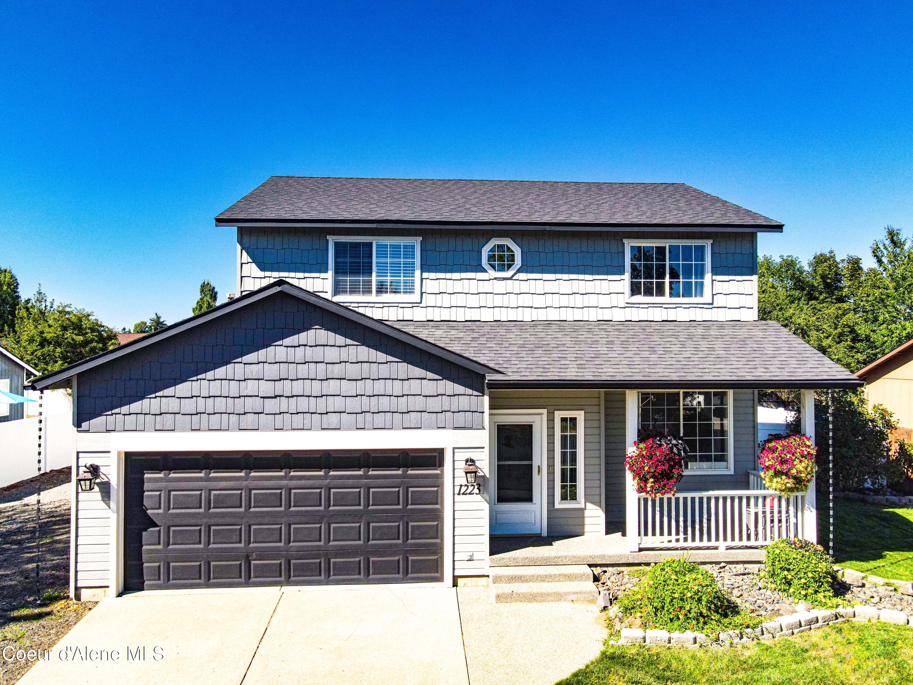 Hayden, Idaho, 83835, United States, 3 Bedrooms Bedrooms, ,3 BathroomsBathrooms,Residential,For Sale,1937119