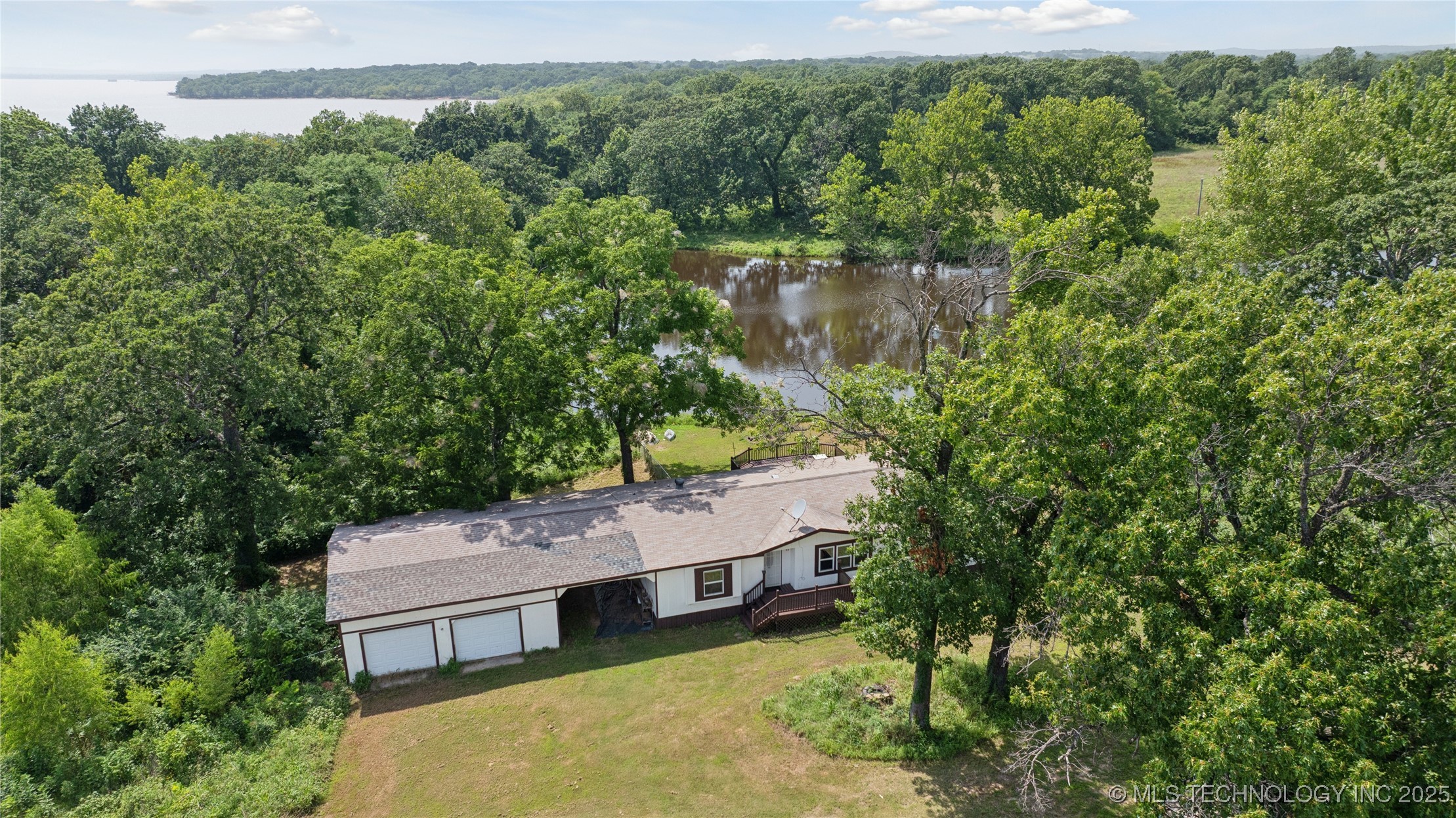 Henryetta, Oklahoma, 74437, United States, 3 Bedrooms Bedrooms, ,2 BathroomsBathrooms,Residential,For Sale,1907675