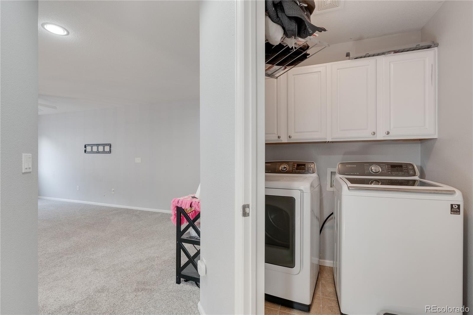Aurora, Colorado, 80018, United States, 5 Bedrooms Bedrooms, ,3 BathroomsBathrooms,Residential,For Sale,1912171