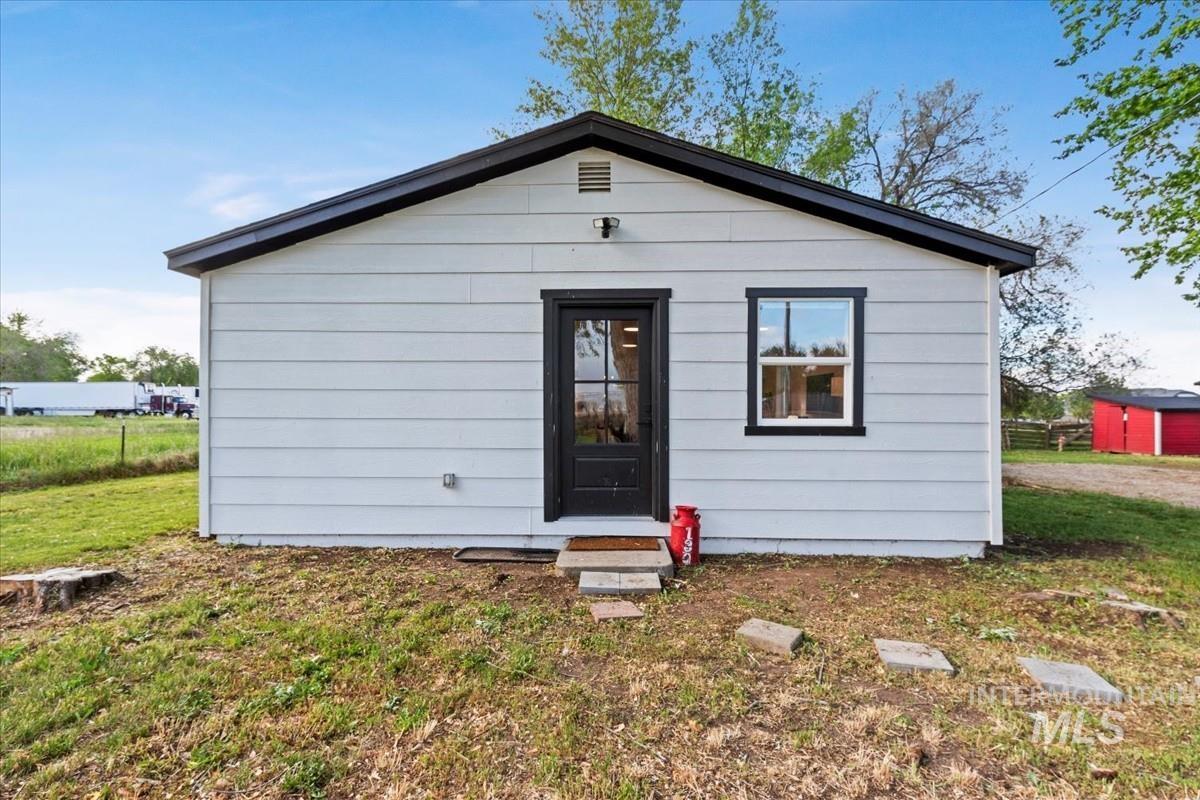 Nampa, Idaho, 83687, United States, 3 Bedrooms Bedrooms, ,2 BathroomsBathrooms,Residential,For Sale,1827445