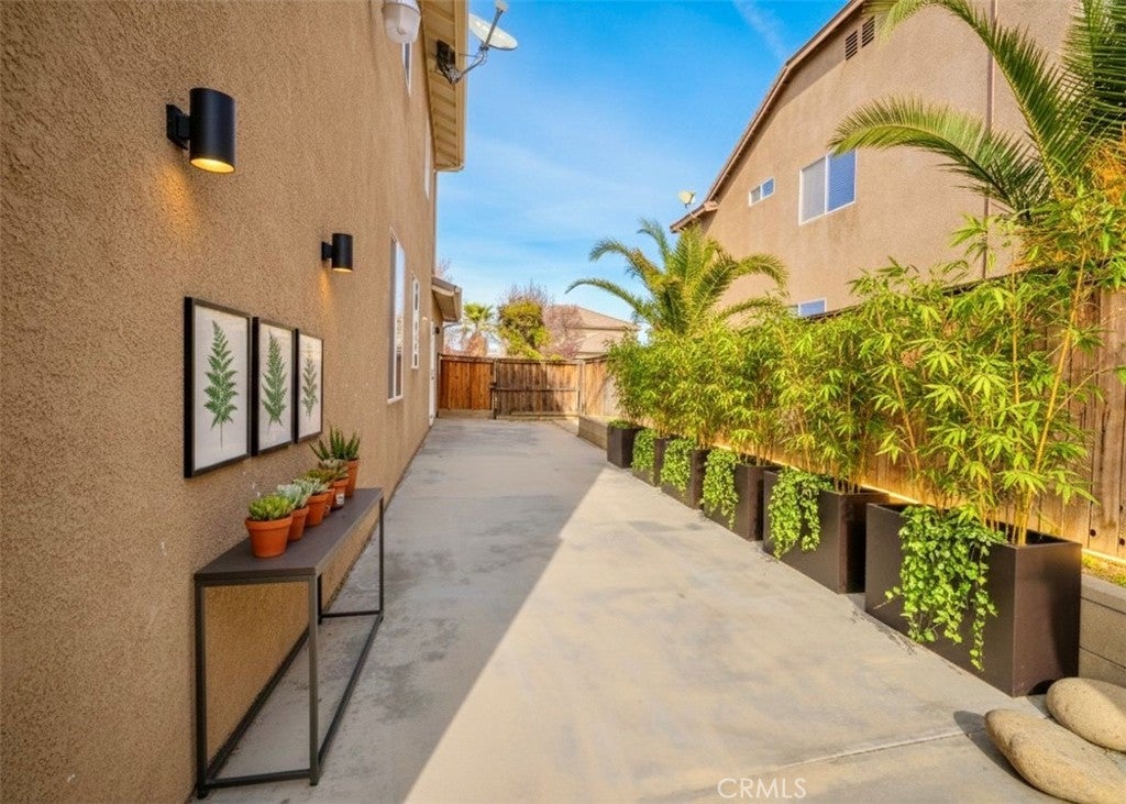 Victorville, California, 92394, United States, 5 Bedrooms Bedrooms, ,3 BathroomsBathrooms,Residential,For Sale,2005536