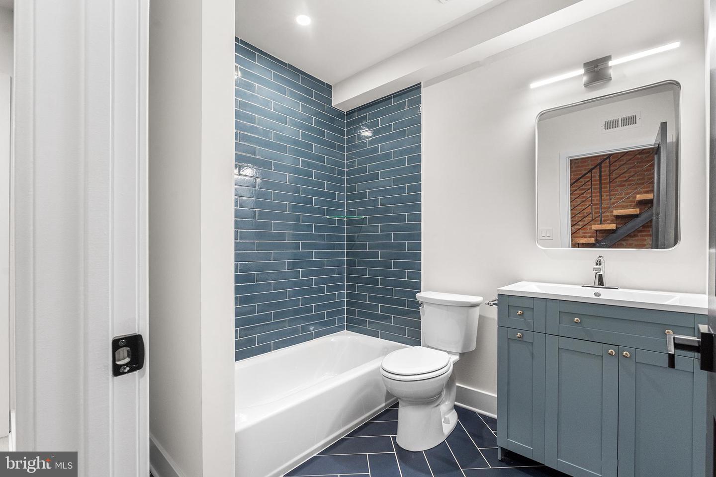 Philadelphia, Pennsylvania, 19125, United States, 3 Bedrooms Bedrooms, ,3 BathroomsBathrooms,Residential,For Sale,1954864