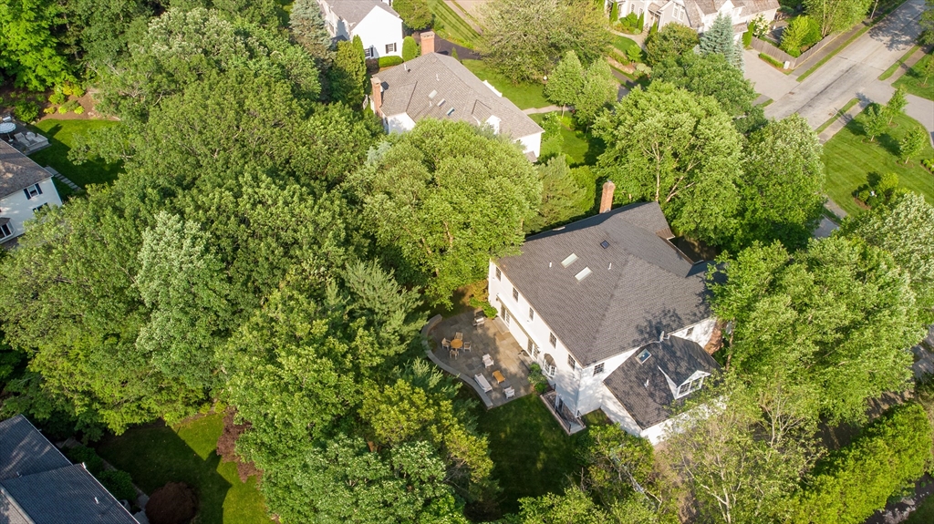 Wellesley, Massachusetts, 02481, United States, 6 Bedrooms Bedrooms, ,8 BathroomsBathrooms,Residential,For Sale,1941628