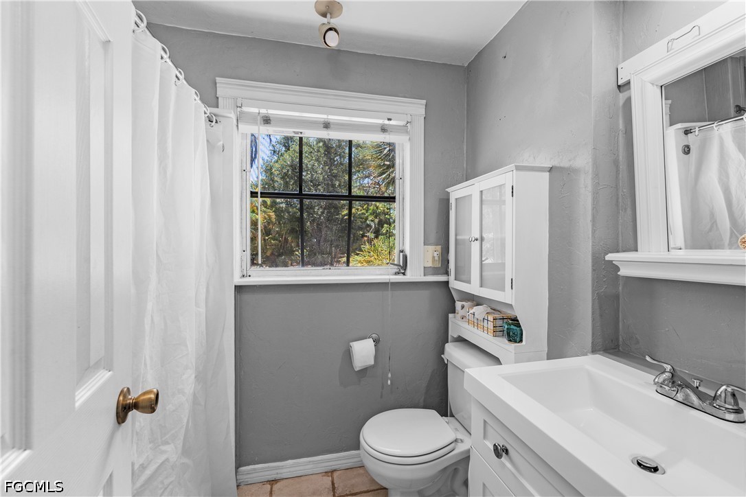 Bokeelia, Florida, 33922, United States, 3 Bedrooms Bedrooms, ,3 BathroomsBathrooms,Residential,For Sale,2049027