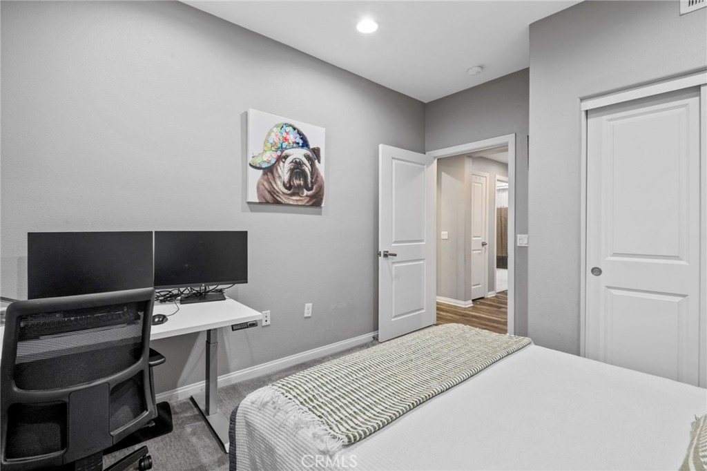 Irvine, California, 92618, United States, 2 Bedrooms Bedrooms, ,2 BathroomsBathrooms,Residential,For Sale,1987826